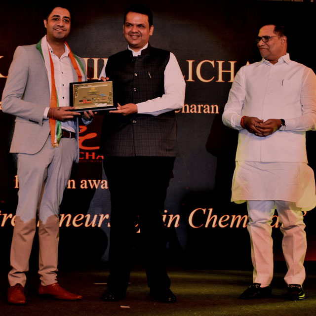 Brands Impact, Awards, Amol Monga, Devendra Fadnavis